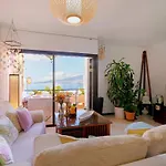 Luxurioeser Rueckzugsort Mit Direktem Meerzugang Und Pool By Interhome *