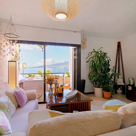 Luxurioeser Rueckzugsort Mit Direktem Meerzugang U By Interhome *