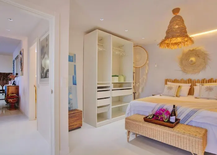 Lejlighed Luxurioeser Rueckzugsort Mit Direktem Meerzugang Und Pool By Interhome *